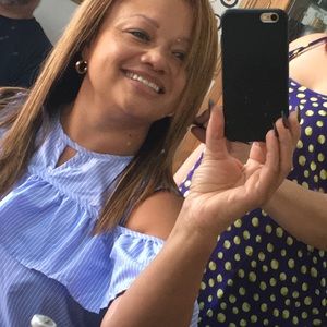 Meet your Posher, Sandy